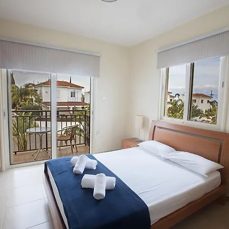 Villa The Ultimate 5 Star Holiday In With Private Pool And Close To The Beach, 1317 Paralimni