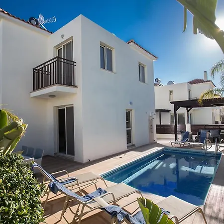 Willa The Ultimate 5 Star Holiday In With Private Pool And Close To The Beach, 1317