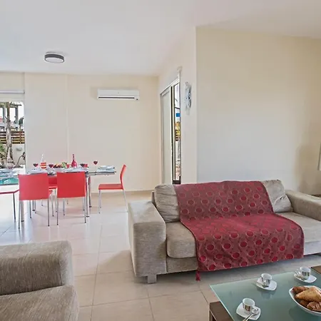 The Ultimate 5 Star Holiday In With Private Pool And Close To The Beach, 1317 * Paralimni
