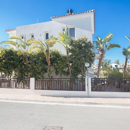 The Ultimate 5 Star Holiday In With Private Pool And Close To The Beach, 1317 Villa Paralimni